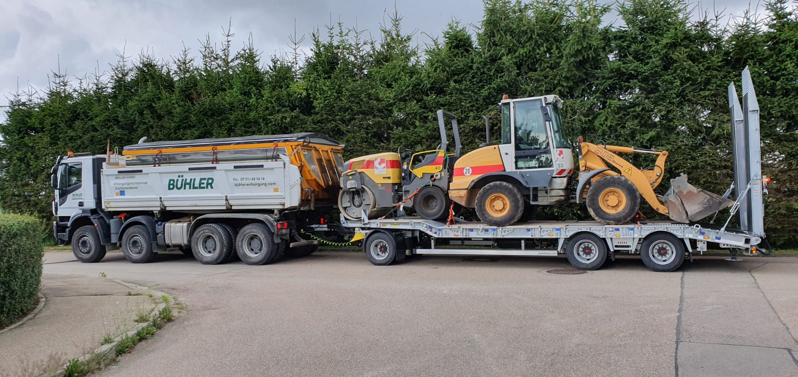 Baumaschienentransport